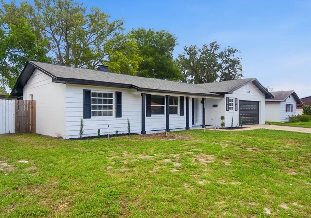 Photo 2 of Single family home for sale at 2733 Castle Oak Ave, Orlando, FL 32808 | MLS# O6417635 | Listing updated on 2026-09-26