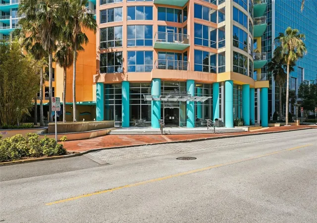 4th image of 322 E Central Blvd #912, Orlando, FL 32801 | MLS# O6417637