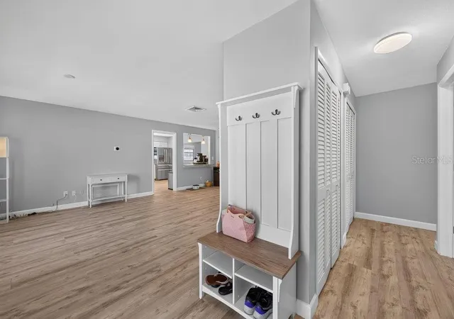 3rd image of 2159 Greenbriar Blvd, Clearwater, FL 33763 | MLS# TB8520152