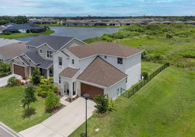 Photo 1 of Single family home for sale at 11124 Moonsail Dr, Parrish, FL 34219 | MLS# A4697337 | Listing updated on 2026-09-21