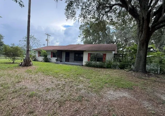 Photo 1 of Sale Pending at 5890 Se 145th Street, Summerfield, FL 34491 | MLS# OM726826 | Listing updated on 2026-09-05