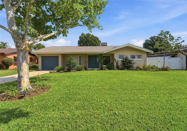 1st image of 2817 Flowertree Rd, Belle Isle, FL 32812 | MLS# O6417678