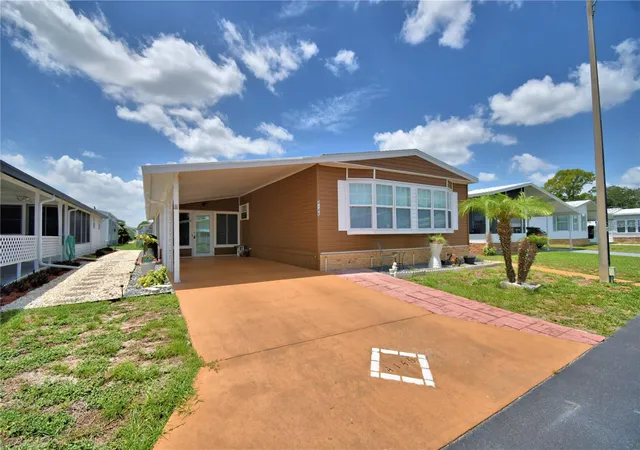 Photo 2 of Manufactured home for sale at 4146 Sprucewood St, Winter Haven, FL 33880 | MLS# P4939076 | Listing updated on 2026-06-21