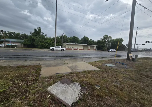 3rd image of 515 & 519 Ronald Reagan Pkwy, Davenport, FL 33896 | MLS# A4697344
