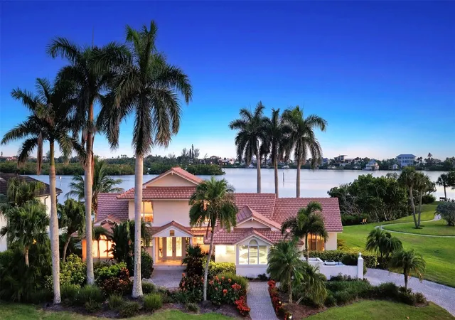 1st image of 321 Lookout Point Dr, Osprey, FL 34229 | MLS# A4697345