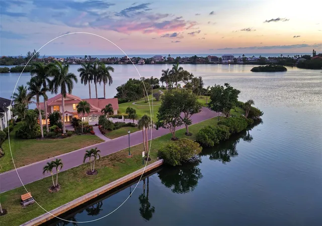 2nd image of 321 Lookout Point Dr, Osprey, FL 34229 | MLS# A4697345