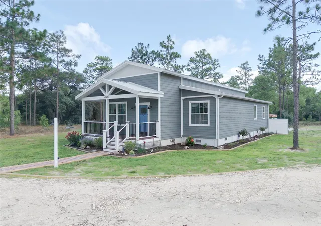 Photo 3 of Single family home for sale at 13971 SE 82nd Lane, Dunnellon, FL 34431 | MLS# OM726829 | Listing updated on 2026-09-19