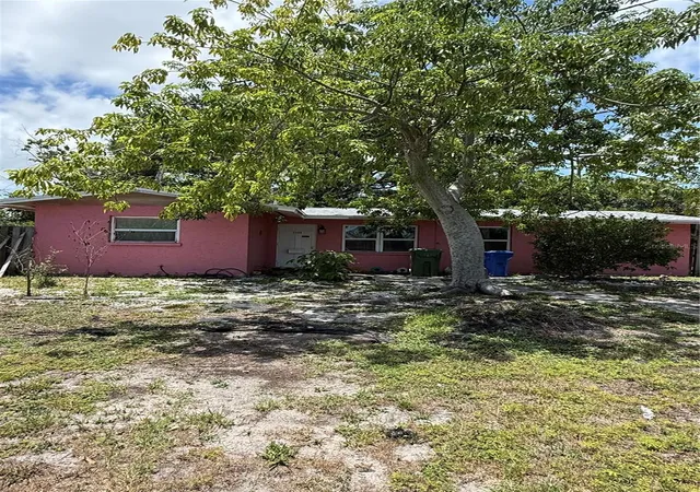 1st image of 2509 25th Ave W, Bradenton, FL 34205 | MLS# A4697347