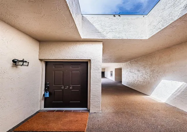 4th image of 2971 Estancia Blvd #426, Clearwater, FL 33761 | MLS# TB8520186