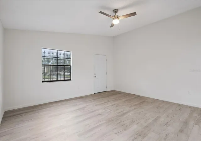 Photo 4 of Single family home for sale at 716 Grove Ave, Orlando, FL 32805 | MLS# O6417688 | Listing updated on 2026-10-24