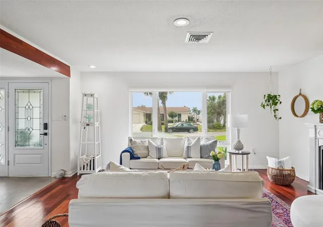 Photo 3 of Single family home for sale at 4379 44th Street S, St Petersburg, FL 33711 | MLS# TB8520192 | Listing updated on 2026-10-02