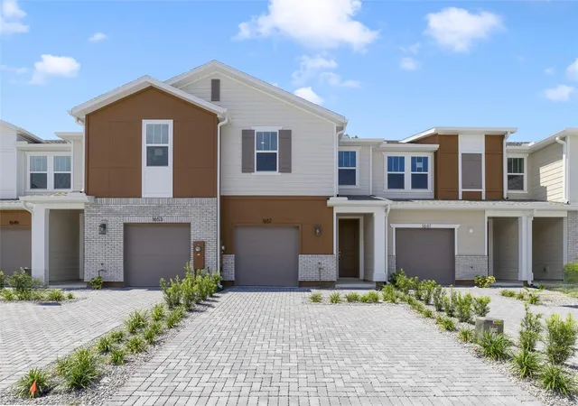 1st image of 1657 Greenleaf Woods Cvs, Oviedo, FL 32765 | MLS# O6417696