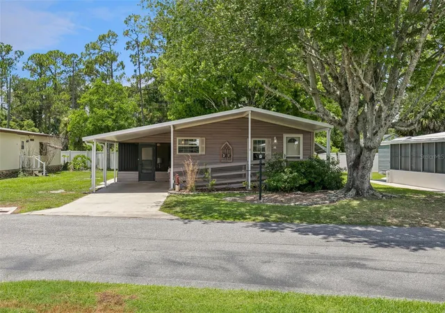 Homes for sale in Osteen, FL | 938 Blue Heron Blvd, Osteen, FL 32764 | MLS# O6417703