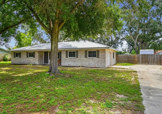 Homes for sale in Auburndale, FL | 1210 Carol Ave, Auburndale, FL 33823 | MLS# L4962846