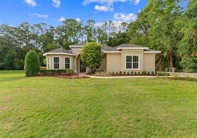 Photo 2 of Single family home for sale at 4117 Se 21st Street, Ocala, FL 34471 | MLS# OM726839 | Listing updated on 2026-07-22