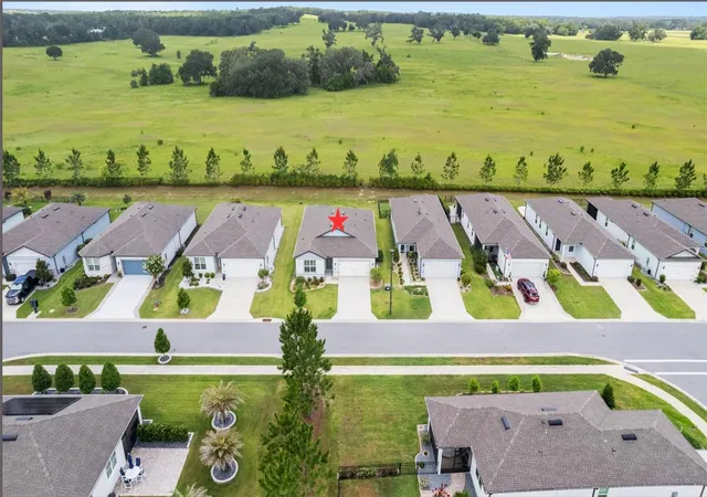 Photo 2 of Single family home for sale at 9407 Sw 52nd Loop, Ocala, FL 34481 | MLS# OM726840 | Listing updated on 2026-09-01