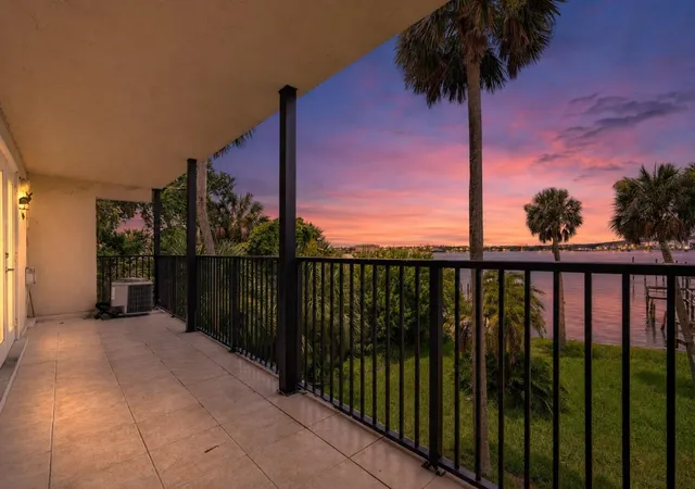 Homes for sale in Daytona Beach, FL | 900 S Peninsula Dr #214, Daytona Beach, FL 32118 | MLS# FC319333