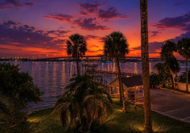 3rd image of 900 S Peninsula Dr, Daytona Beach, FL 32118
