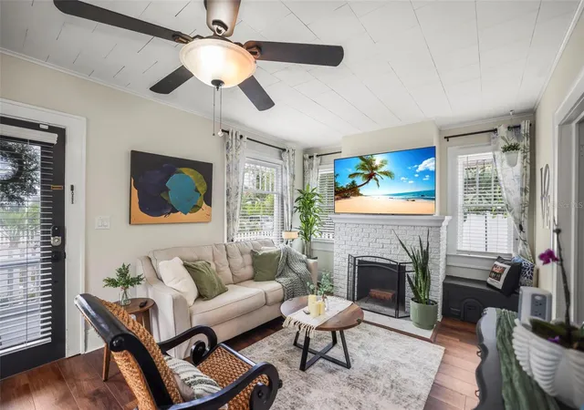 Photo 3 of Single family home for sale at 634 6th Street N, Saint Petersburg, FL 33701 | MLS# TB8520240 | Listing updated on 2026-09-18