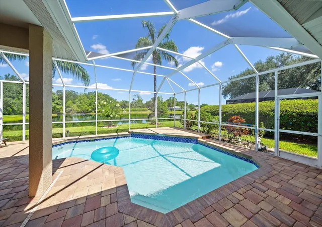 Photo 1 of Single family home for sale at 11909 Summer Meadow Dr, Lakewood Ranch, FL 34202 | MLS# A4697369 | Listing updated on 2026-09-21