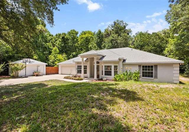 Photo 2 of Single family home for sale at 1420 Mirkwood Cvs, Oviedo, FL 32765 | MLS# O6417740 | Listing updated on 2026-10-06