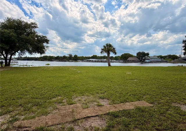 1st image of 1570 Riveredge Ct, Astor, FL 32102 | MLS# R4911485