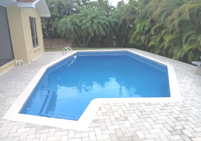 2nd image of 562 Johns Pass Ave, Madeira Beach, FL 33708 | MLS# TB8520269