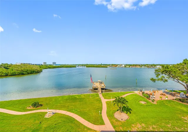 2nd image of 1847 Shore Dr S #509, St Petersburg, FL 33707 | MLS# TB8520277