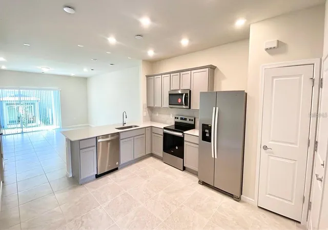 Photo 4 of Townhouse for sale at 2571 Winsome Way, Davenport, FL 33896 | MLS# O6417768 | Listing updated on 2026-06-18