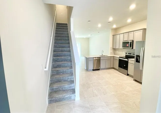 Photo 5 of Townhouse for sale at 2571 Winsome Way, Davenport, FL 33896 | MLS# O6417768 | Listing updated on 2026-06-18
