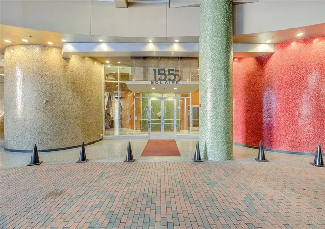 3rd image of 155 S Court Ave #2705, Orlando, FL 32801 | MLS# O6417772