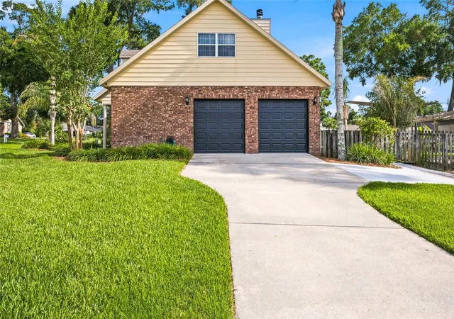 3rd image of 3220 Se 21St Ave, Ocala, FL 34471 | MLS# OM726851