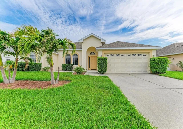 Photo 1 of Single family home for sale at 3213 45th Avenue E, Bradenton, FL 34203 | MLS# A4697393 | Listing updated on 2026-10-06