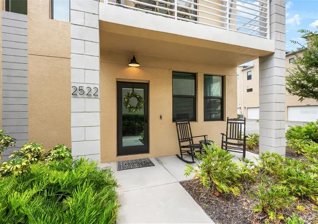 Photo 4 of Townhouse for sale at 2522 12th Terrace N, Saint Petersburg, FL 33713 | MLS# TB8520309 | Listing updated on 2026-09-02