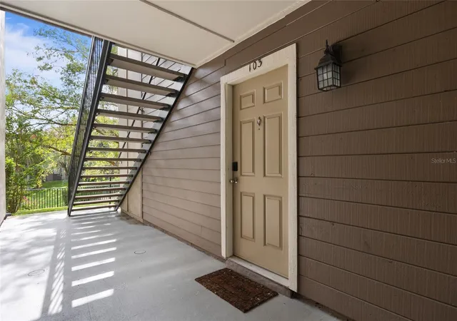 Homes for sale in Altamonte Springs, FL | 241 Afton Sq #103, Altamonte Springs, FL 32714 | MLS# O6417786