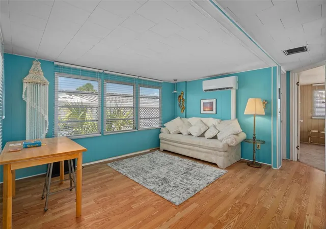 4th image of 4851 W Gandy Blvd #B9L36, Tampa, FL 33611 | MLS# TB8520332