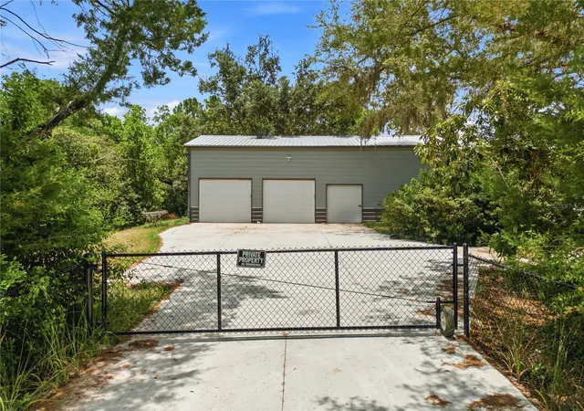 3rd image of 6111 Cartwrite Rd, Spring Hill, FL 34609 | MLS# W7886827