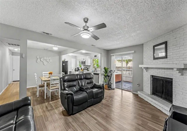 Photo 3 of Single family home for sale at 1309 Cinnamon Way W, Lakeland, FL 33801 | MLS# L4962853 | Listing updated on 2026-09-03