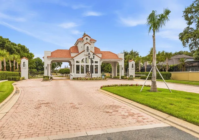 Photo 4 of Single family home for sale at 8310 Tivoli Dr, Orlando, FL 32836 | MLS# O6417803 | Listing updated on 2026-08-18