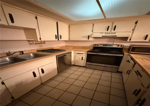 4th image of 4150 S Atlantic Ave #126C, New Smyrna Beach, FL 32169 | MLS# O6417804