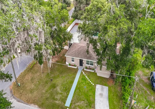 Photo 3 of Single family home for sale at 14402 13th Street, Dade City, FL 33523 | MLS# TB8520358 | Listing updated on 2026-09-23