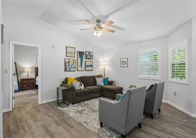 5th image of 2521 Gulfbreeze Cir, Palm Harbor, FL 34683 | MLS# TB8520362