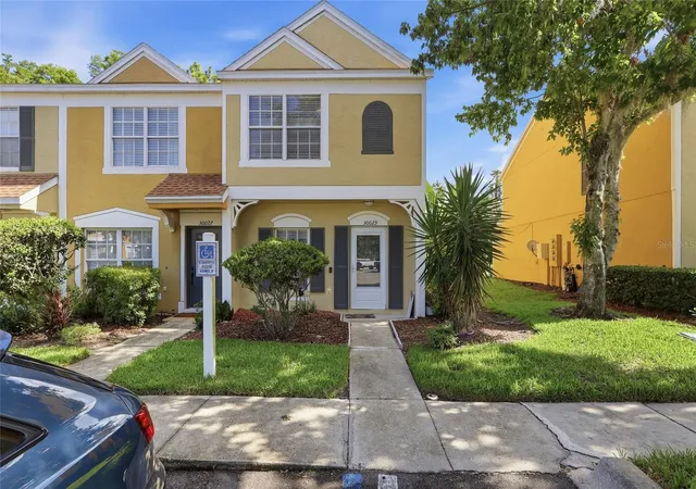 Photo 2 of Townhouse for sale at 30029 Granda Hills Ct, Wesley Chapel, FL 33543 | MLS# TB8520369 | Listing updated on 2026-08-11