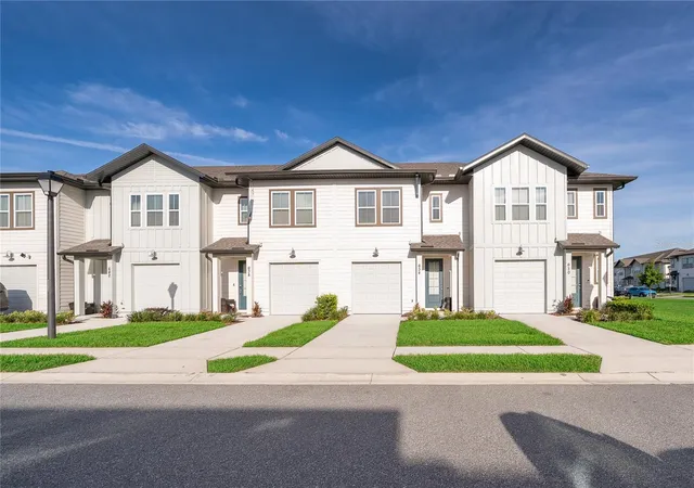Homes for sale in Davenport, FL | 634 Longboat Dr, Davenport, FL 33896 | MLS# S5152080