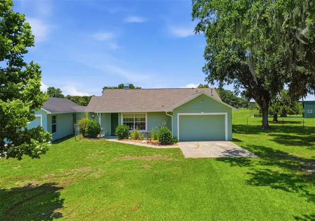 4th image of 1200 N Hart Rd, Geneva, FL 32732 | MLS# V4949715