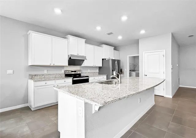 5th image of 503 158Th St E, Bradenton, FL 34212 | MLS# A4697408