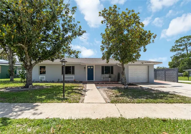 Homes for sale in Deltona, FL | 1624 Bloomfield Ave, Deltona, FL 32725 | MLS# O6417838