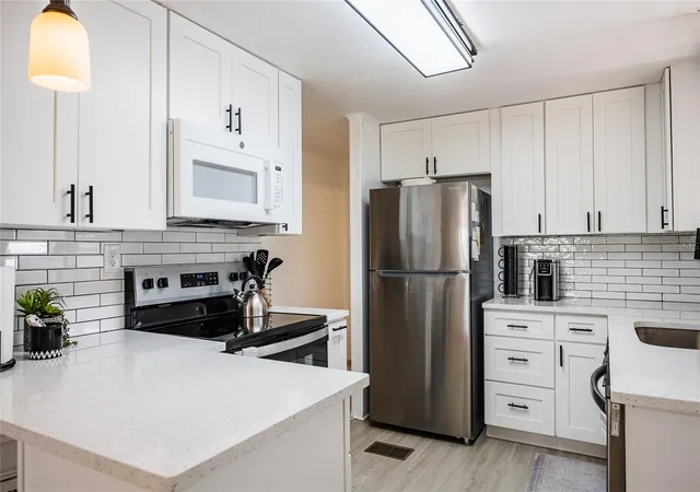 Photo 2 of Manufactured home for sale at 36749 Jodi Ave, Zephyrhills, FL 33542 | MLS# TB8520431 | Listing updated on 2026-09-25