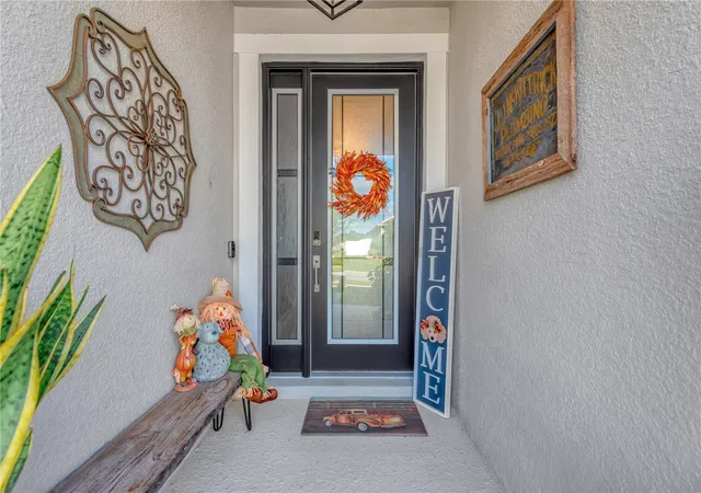 3rd image of 7213 Talamore Dr, Wesley Chapel, FL 33545 | MLS# TB8520460