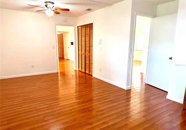 Photo 4 of Single family home for sale at 3349 Sassafras Ct, Orlando, FL 32810 | MLS# S5152093 | Listing updated on 2026-08-22